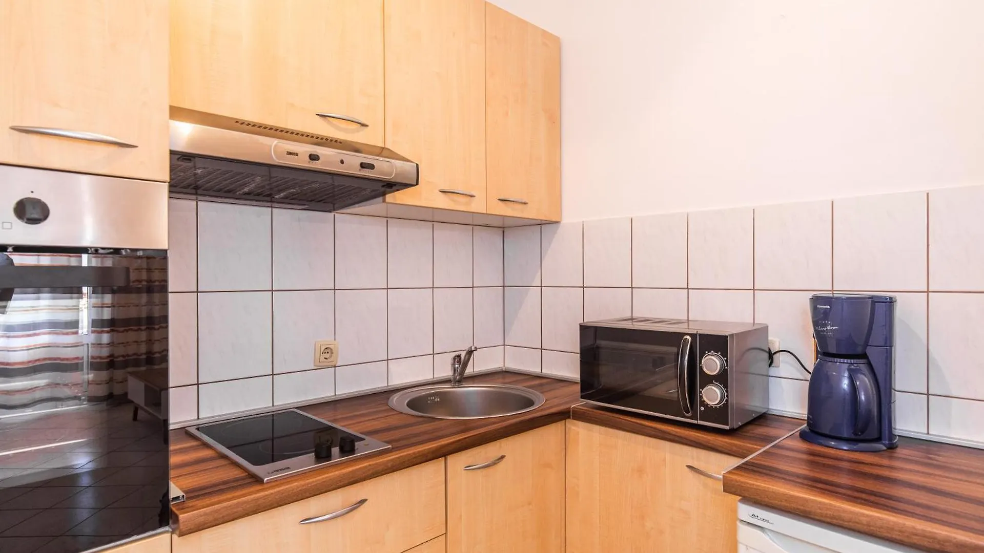 Apartments Dedic Krk Krk Town 0*,